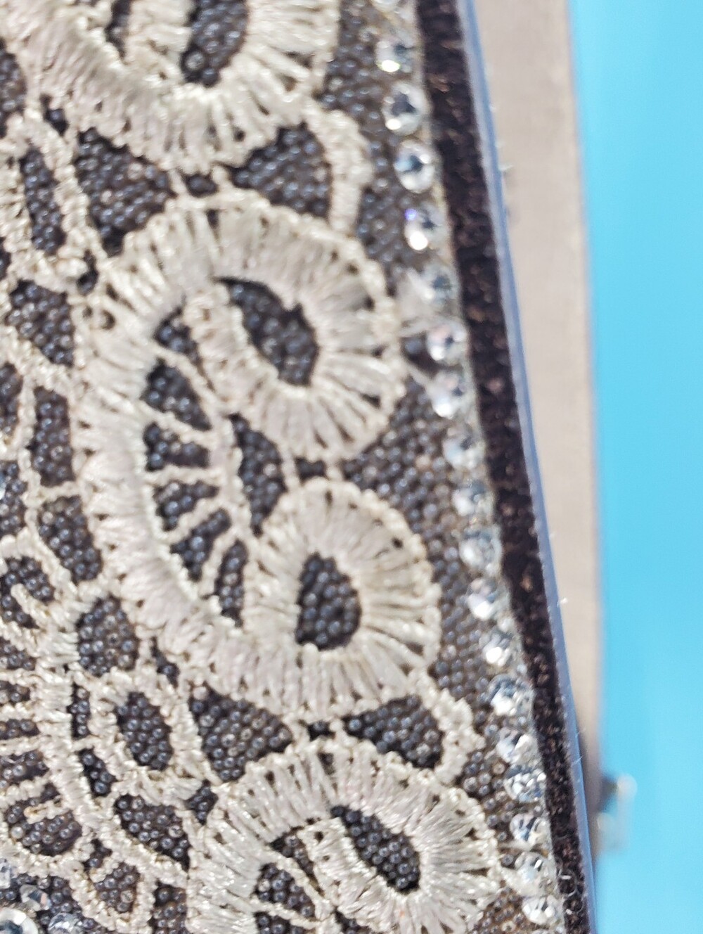 Western style leather belt with rhinestones - Picture 14 of 16